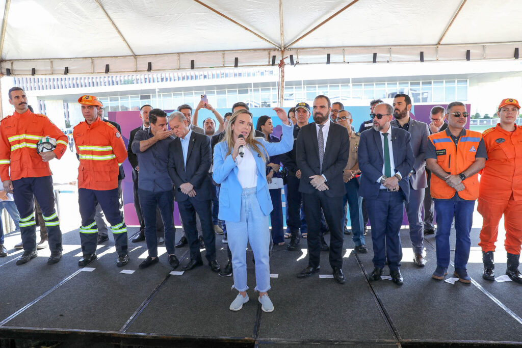 GDF lança operação para reforçar combate a incêndios na seca