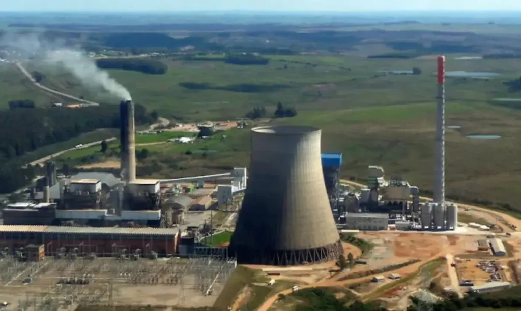 Justiça Federal suspende licença de usina Candiota III por impactos climáticos