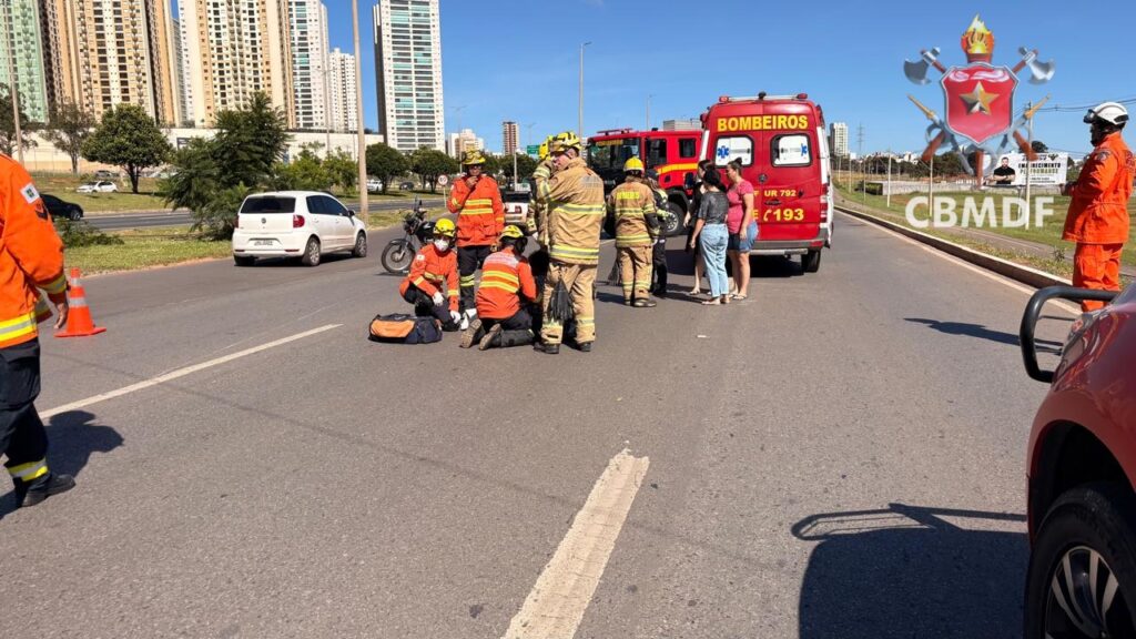 Duas pessoas ficam feridas após queda de motocicleta na marginal da EPTG