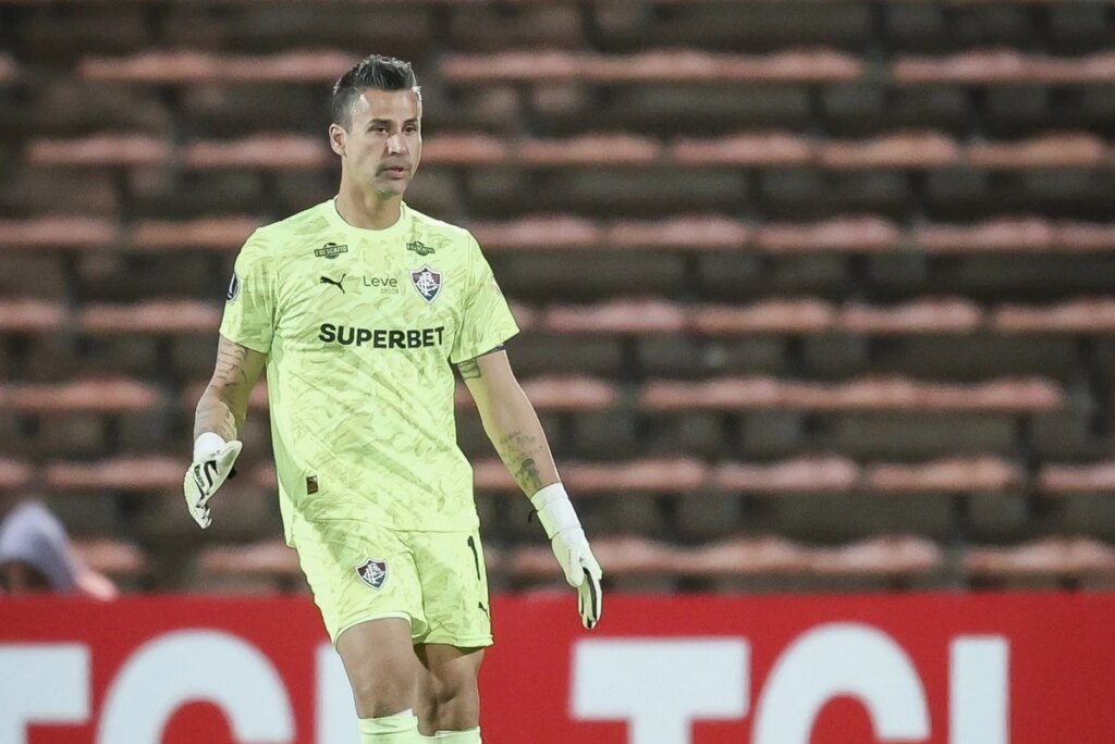 Fábio se isola como jogador com mais partidas no torneio