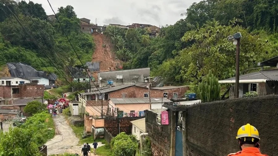 Chuvas deixam 35 cidades em emergência em Pernambuco e Paraíba; 8 pessoas morreram