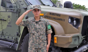 Marinhas do Brasil e França realizam exercício conjunto na costa do Rio