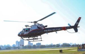 Motorista passa mal na avenida 23 de Maio, em SP, e helicóptero Águia é acionado