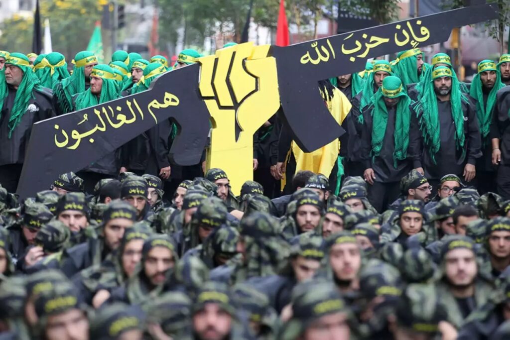 Israel amplia ofensiva no sul do Líbano e confrontos com Hezbollah se intensificam