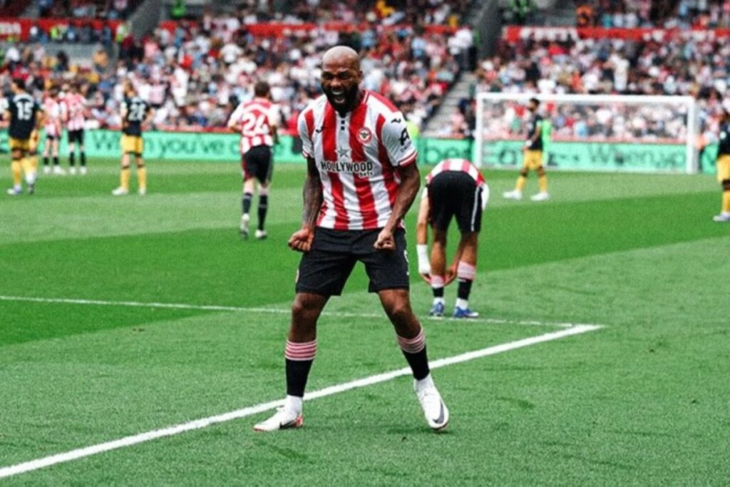 Brasileiros brilham com seis gols na rodada da Premier League