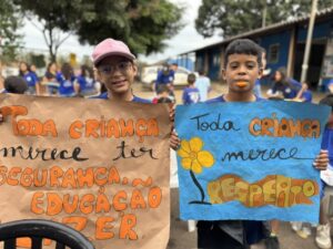 Caminhada em São Sebastião combate violência sexual contra crianças