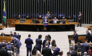 Discussão e votação de propostas legislativas. Presidente da Câmara dos Deputados, Hugo Motta (REPUBLICANOS - PB)
