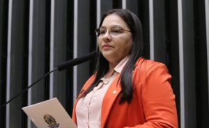 Discussão e votação de propostas legislativas. Dep. Meire Serafim (UNIÃO - AC)