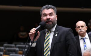 Discussão e votação de propostas legislativas. Dep. Delegado Caveira (PL-PA)