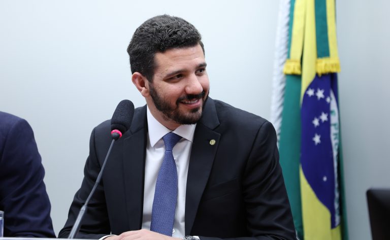 Neto Carletto é eleito presidente de comissão da Câmara