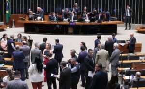 Câmara aprova R$ 10 bi em subsídios para incentivar novas fábricas de fertilizantes - Notícias