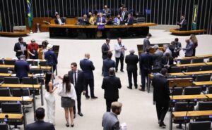 Câmara aprova PEC que amplia imunidade tributária para entidades religiosas - Notícias
