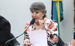 Comissão de Trabalho debate demissões na Oi e na Serede