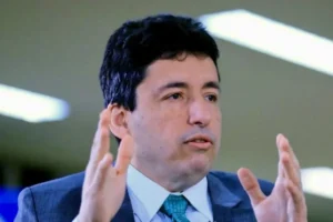 Adriano Rocha Lima diz que eventual vaga de vice em chapa de Daniel Vilela depende de construção política