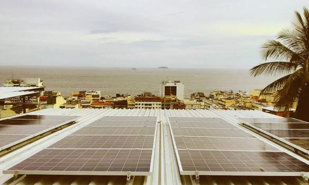 Investimentos em energia solar no Brasil superam R$ 300 bilhões