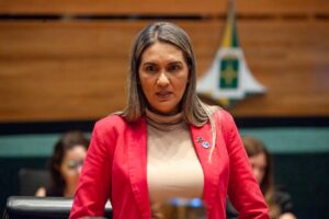 Projeto propõe igualdade de gênero em homenagens feitas em espaços da CLDF