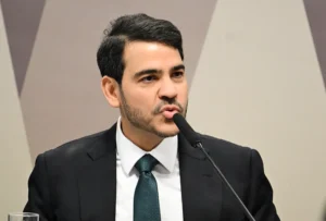 Messias cumpria os requisitos constitucionais para vaga no STF, avalia Durigan