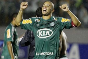 Campeão pelo Palmeiras é contratado por time lanterna da Série D