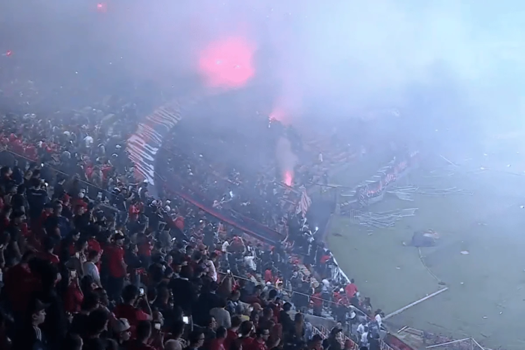 Jogo entre Independiente Medellín e Flamengo é cancelado pela Conmebol