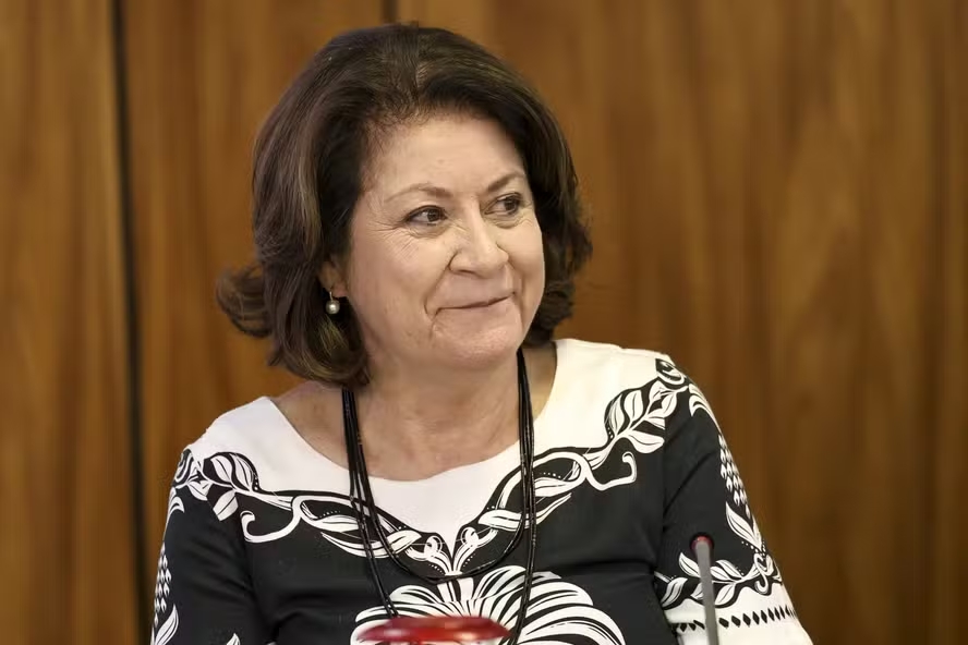 Governo recorrerá de suspensão do consignado do INSS; ‘medida drástica do TCU’, diz ministra