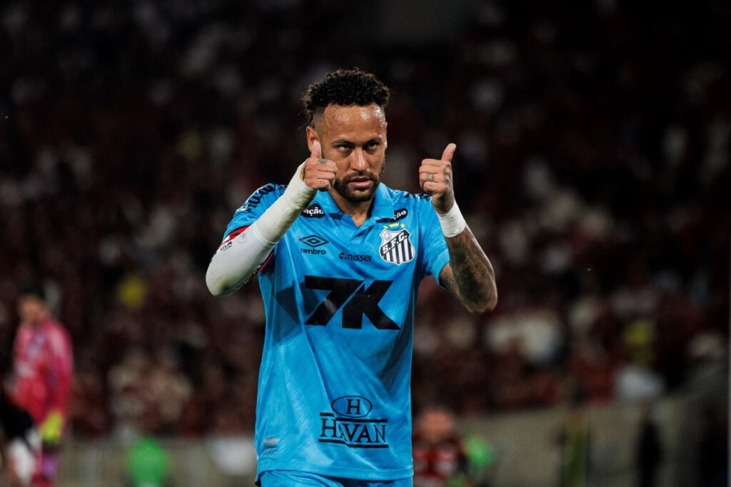 Neymar ironiza pergunta sobre lesão na panturrilha: "Problema do quê?"