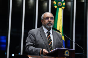 Senador Paim elogia programa federal de R$ 11 bi contra crime organizado