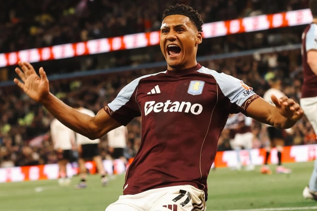 Aston Villa goleia Liverpool e garante vaga na Champions League