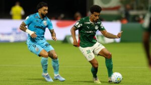 Palmeiras tem gol anulado no fim e empata com o Santos no Allianz