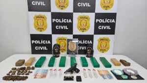 Casal é preso com drogas, arma e munições durante operação da PCDF em Samambaia