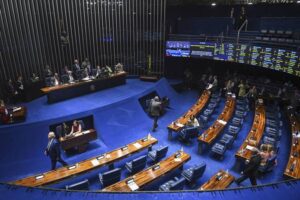 Senado tem resistência a projeto de benesses a partidos aprovado na Câmara