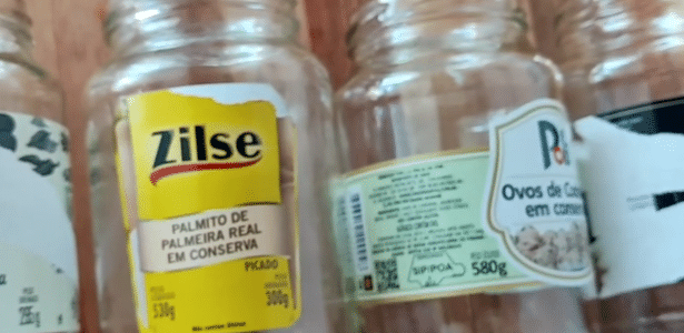 3 truques para remover etiquetas e cola de potes de vidro com facilidade