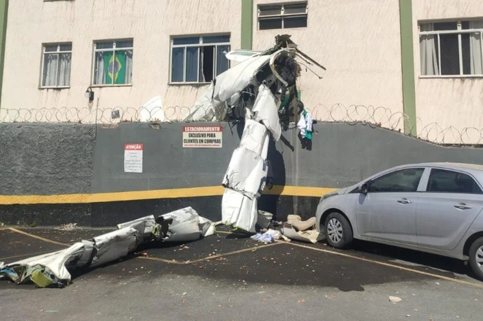 Moradores de prédio atingido por avião em BH são liberados para voltar para apartamentos