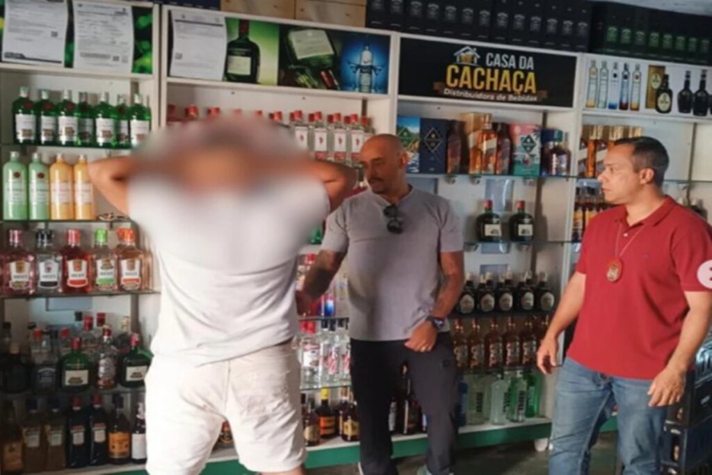 Polícia fecha distribuidora de bebidas usada pelo tráfico no Entorno