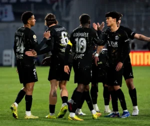 PSG vence confronto direto e conquista pentacampeonato seguido do Campeonato Francês