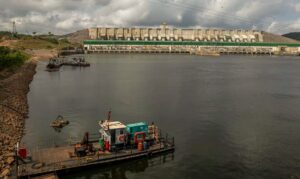 Dez anos de Belo Monte: impactos socioambientais persistem no rio Xingu