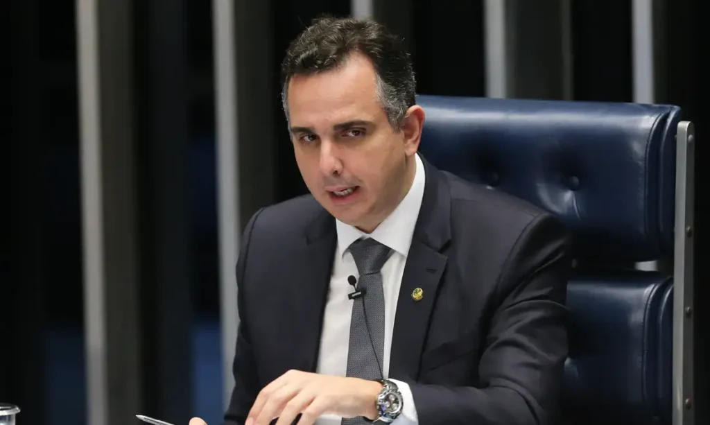 Classificar organizações criminosas do Brasil como terroristas é equívoco, diz Pacheco