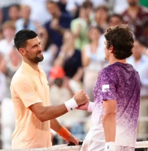 "Foi incrível", reconhece Djokovic sobre João Fonseca, após virada histórica do tenista brasileiro