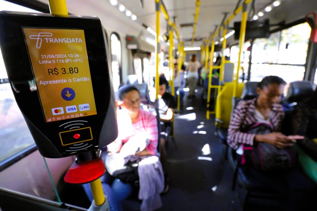 Auditoria evita R$ 1 milhão em fraudes de gratuidade no transporte de Brasília