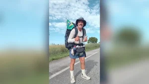Goiano deixa Hidrolândia a pé e inicia caminhada de 24 mil quilômetros até o Alasca