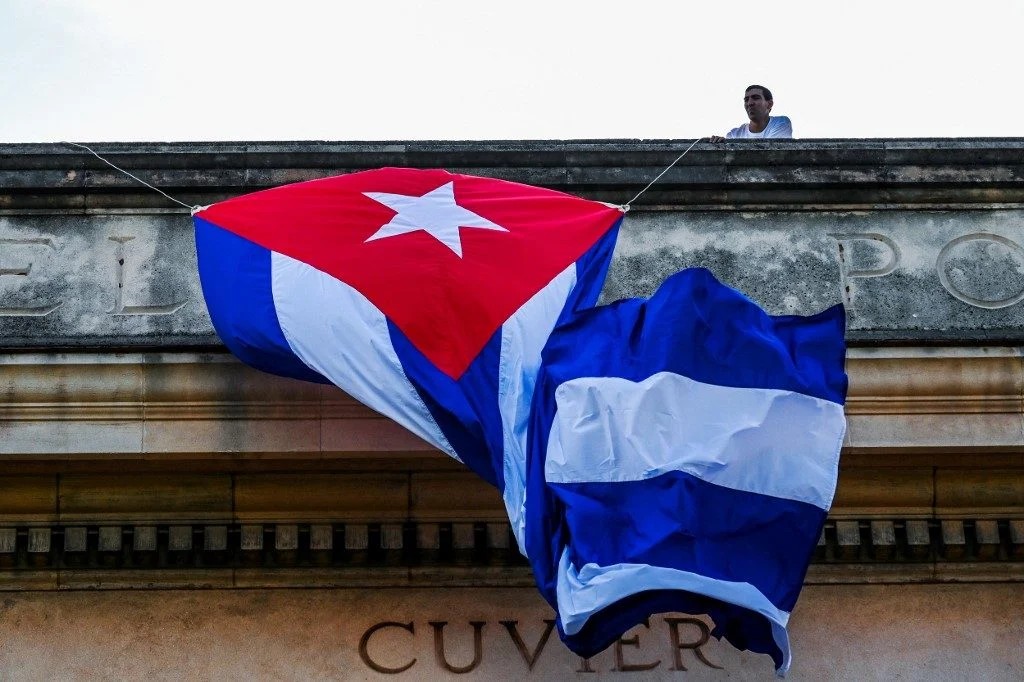 Pressão dos EUA acelera saída de empresas estrangeiras de Cuba