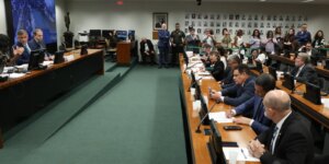 Maioridade penal: relator diz que proposta combate crime organizado