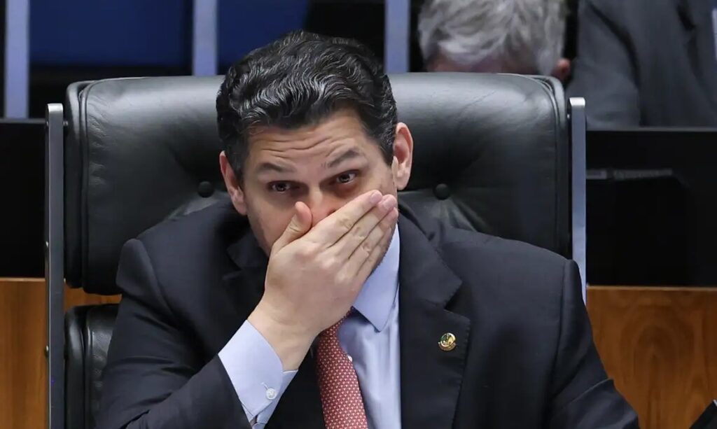 Senado aguarda definição sobre PEC que acaba com a escala 6×1