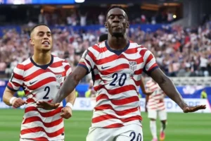 Balogun e Pulisic comandam passeio dos EUA contra o Paraguai