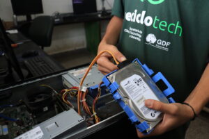 Reciclotech vira lei no DF e amplia inclusão digital