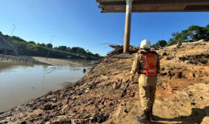 Queda de ponte no Acre: construtora diz ter recomendado interdição