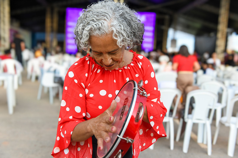 Junho Violeta amplia ações contra violência à pessoa idosa no DF