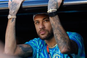 lesionado, Neymar completa um mês sem jogar