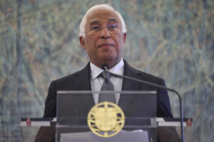 UE afirma ter mantido “contatos diplomáticos” com a Rússia