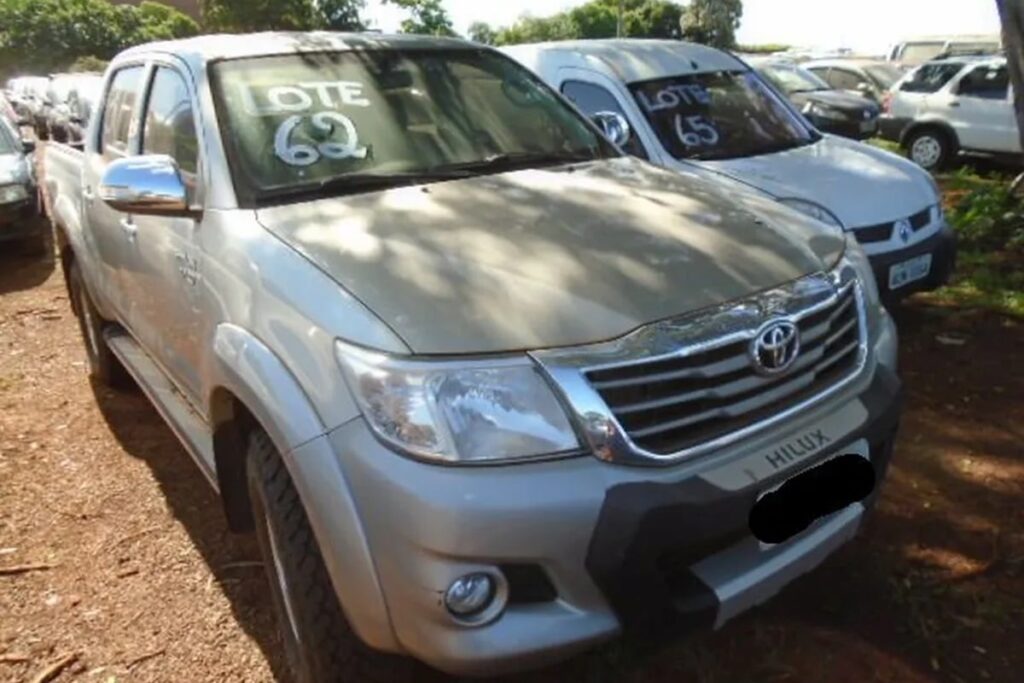 leilão com celulares e carros veja como participar