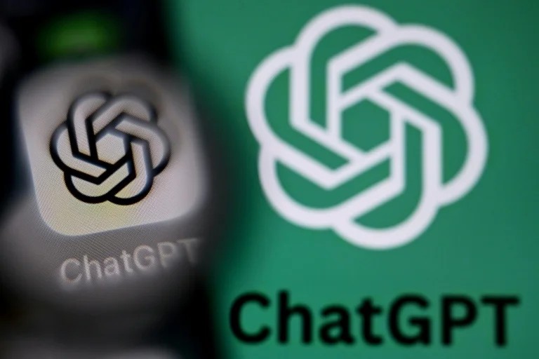 Flórida processa OpenAI e seu CEO Sam Altman por danos do ChatGPT a menores
